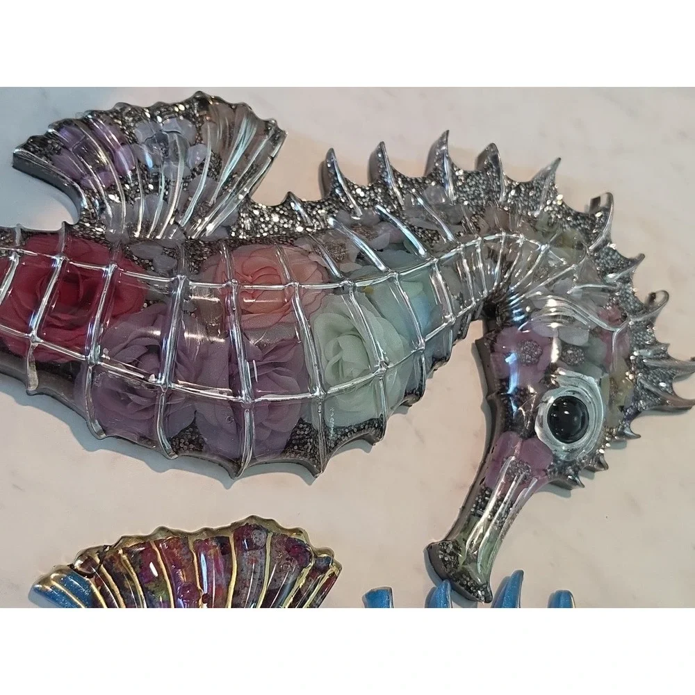 Handmade Resin Seahorses. 1014